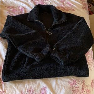 Sherpa Fuzzy Ambercrombie and Fitch Black Sweater